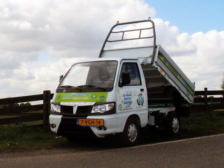  Piaggio Porter Tipper Electric 2010 года  (фото 3 из 4)